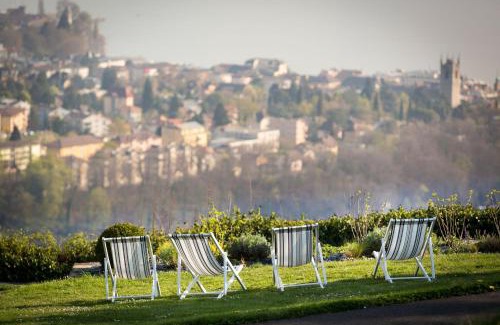 Jongny Hotel | Hotel du Léman - Jongny