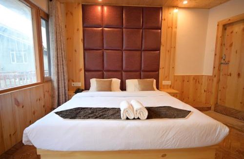 New Manali Hotel | Hotel durga