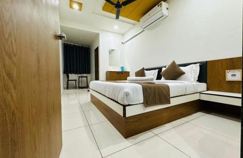 Jetpur Hotel | Hotel Dwarika Inn By Mantram Hospitality