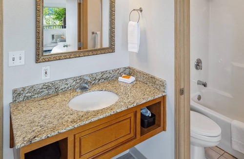 Seward Hotel | Hotel Edgewater