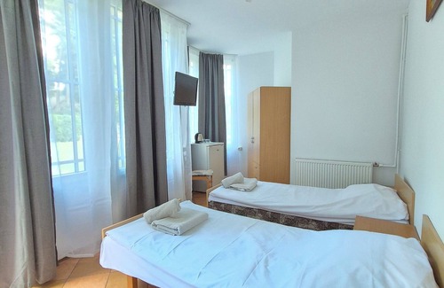 Jurmala Hotel | Hotel Elīna