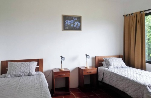 Barva Hotel | Hotel El Arca, Jardín Botánico y Restaurante