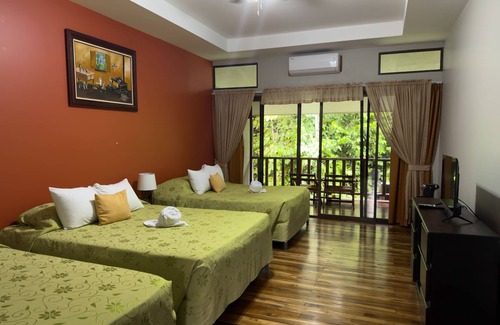 Puerto Viejo de Sarapiqui Hotel | Hotel El Bambú
