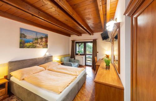 Roznov Pod Radhostem Hotel | Hotel El Greco