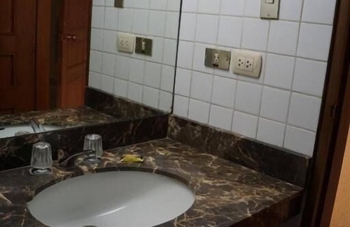 Distrito de Cercado de Lima Hotel | Hotel El Plaza Centro de Lima