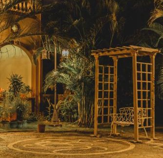 Granada Hotel | Hotel El Reith Lake