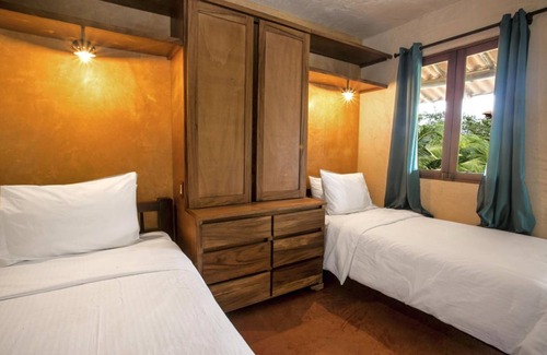 Las Escobas del Venado Hotel | Hotel El Sitio Playa Venao