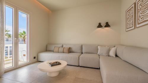 Adamas Hotel | Hotel Eleni