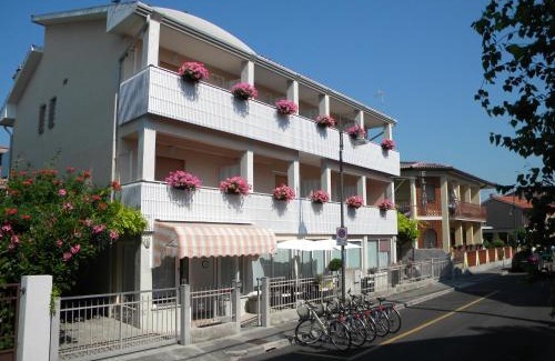 Grado Hotel | Hotel Eliani