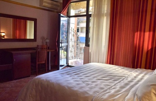 Tirana Hotel | Hotel Elysee