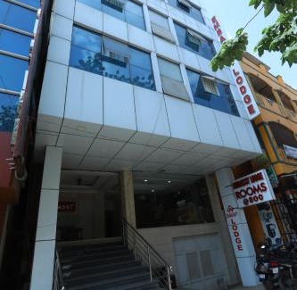 Gandhi Nagar Hotel | Hotel Embassy