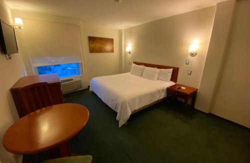 León Hotel | Hotel Enterprise Inn Poliforum