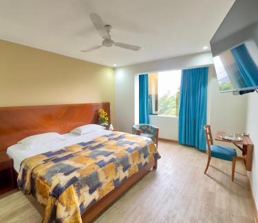 Ate Hotel | Hotel Esencia Suites