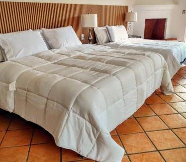 Central Cuernavaca Hotel | Hotel Eterna Primavera Cuernavaca