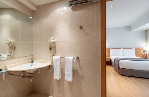 Lugo Hotel | Hotel Exe Puerta de San Pedro