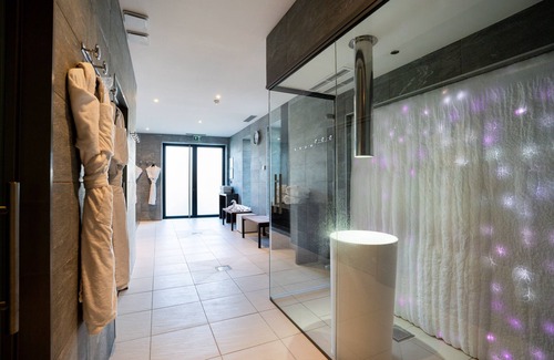 Tain-l'Hermitage Hotel | Hotel Fac et Spera