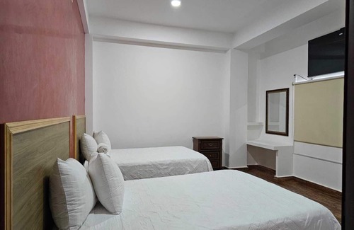 Brisas de Zicatela Hotel | Hotel Familiar Abejac