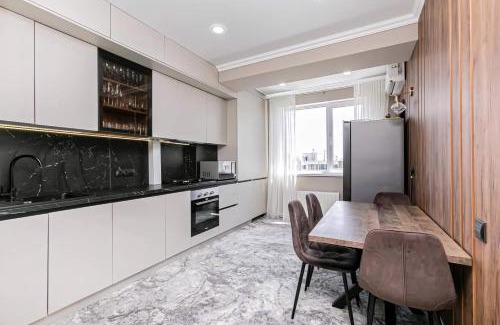 Chisinau Apartamento | HOTEL FAMILY APARTAMENTS & TAXI-AiRPORT
