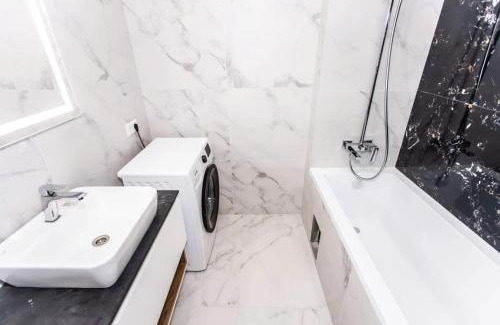 Chisinau Apartamento | HOTEL FAMILY APARTAMENTS & TAXI-AiRPORT