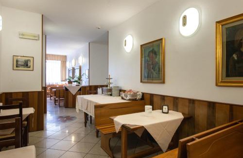 San Donato-San Vitale Hotel | Hotel Fattori