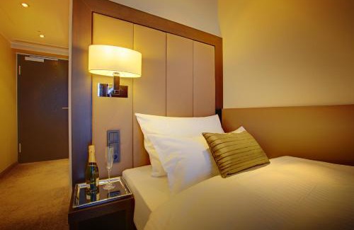 Stadtmitte Hotel | Hotel Favor