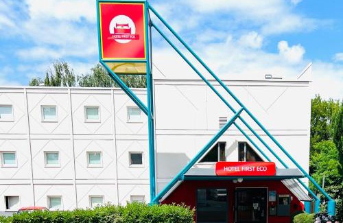 Savigny-sur-Orge Hotel | Hotel First Eco Savigny Villemoisson Centre Commercial Carrefour