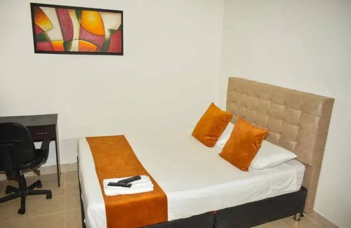Suba Cama Y Desayuno | Hotel Flamante Bulevar- Habitación Doble con baño privado 1