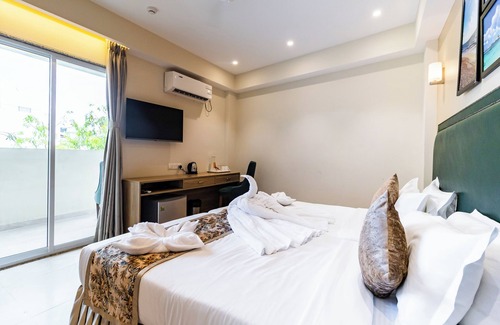 Male Hotel | Hotel Flora