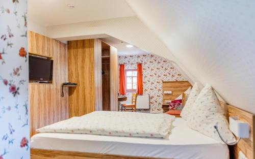 Chemnitz Hotel | Hotel Folklorehof