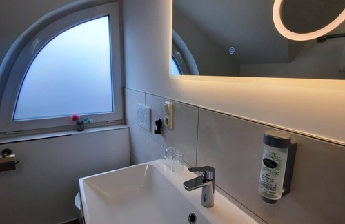 Wedel Hotel | Hotel Freihof am Roland