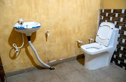 Agra Hotel | Hotel G N Palace