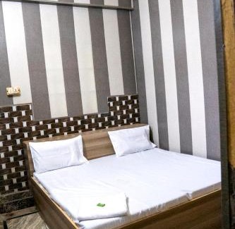 Agra Hotel | Hotel G N Palace
