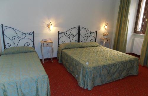 Gargnano Hotel | Hotel Garnì Bartabel