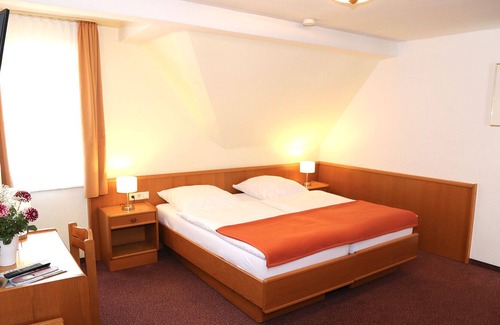 Duisdorf Hotel | Hotel Garni Kluth