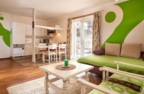 Flachau Apartamento | Hotel Garni Tannenhof