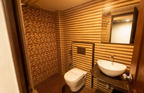 Gandhipuram Hotel | Hotel Geo Grande