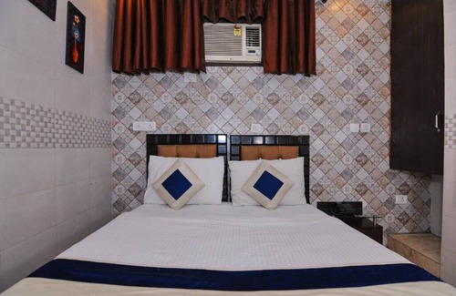 Kalkaji Hotel | Hotel Gera's