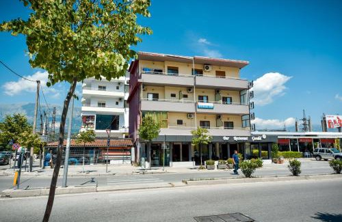 Gjirokaster Apartamento | Hotel Geraldo