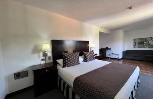 Naguanagua Hotel | Hotel GH Guaparo Suites Valencia