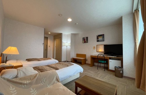 Shirahama Hotel | Hotel Ginsui Twin room in front of Shirarahama / Nishimuro-gun Wakayama