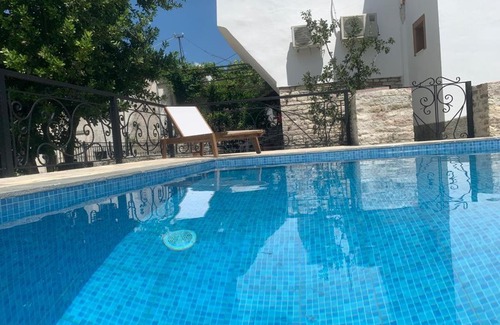 Gjirokaster Hotel | Hotel Gjirokastra