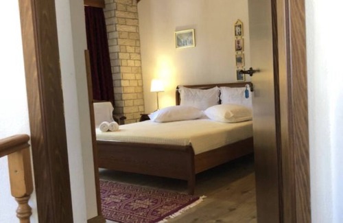 Gjirokaster Hotel | HOTEL GJIROKASTRA