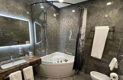 Shkoder Hotel | Hotel Golden Palace