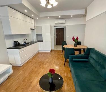 City Centre Hotel | Hotel Golden Queen