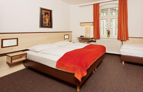 Innsbruck City Centre Hotel | Hotel Goldene Krone Innsbruck