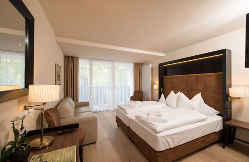 Silandro Hotel | Hotel Goldene Rose