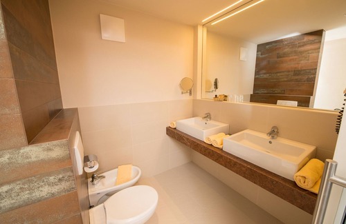 Silandro Hotel | Hotel Goldene Rose
