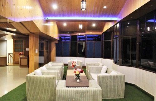Shimla Hotel | Hotel Golf Links Resort - Mashobra