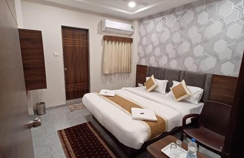Ahmedabad Cama Y Desayuno | Hotel Good Luck