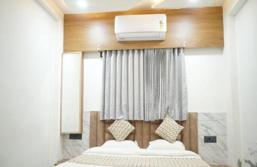 Ahmedabad Hotel | Hotel Govardhan Palace